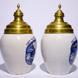 Une paire de pots à tabac en faïence de Delft avec inscription "Het Wapen van Zeeland", 18ème — photo 4