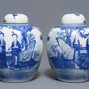 Une paire de pots couverts en porcelaine de Chine bleu et blanc, marque de Kangxi, 19ème — photo 2