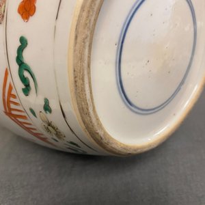 Une paire de pots couverts en porcelaine de Chine famille verte, Kangxi — photo 20