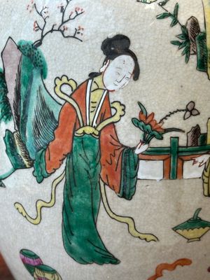 Une paire de pots et un plat en porcelaine de Chine famille rose de Nankin, marque de Chenghua, 19ème — photo 10