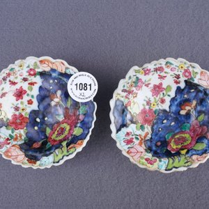 Une paire de salerons en porcelaine de Chine famille rose à décor 'Feuille de tabac', Qianlong — photo 16