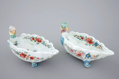 Une paire de saucières en forme de canards, Italie, Faenza, 18ème