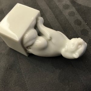 Une paire de sceaux en porcelaine blanc de Chine de Dehua, marques en creux, Kangxi — photo 24