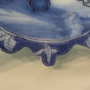 Une paire de supports de bougeoirs en faïence de Delft en bleu et blanc, fin du 17ème — photo 25
