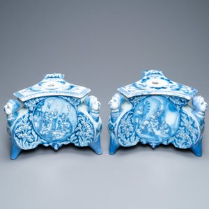 Une paire de supports de bougeoirs en faïence de Delft en bleu et blanc, fin du 17ème — photo 3