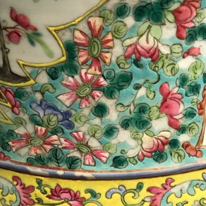 Une paire de tabourets ajourés en porcelaine de Chine famille rose, 19ème — photo 20