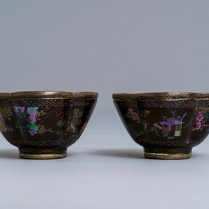 Une paire de tasses et soucoupes en argent et laque burgauté, Chine, Kangxi — photo 6