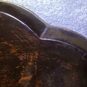 Une paire de tasses et soucoupes en argent et laque burgauté, Chine, Kangxi — photo 17