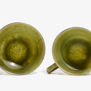 Une paire de tasses et soucoupes en jade vert, Chine, 19ème — photo 9