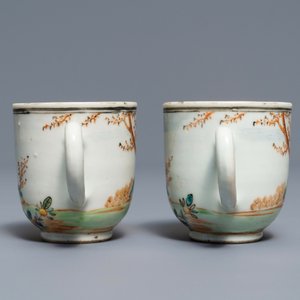 Une paire de tasses et soucoupes en porcelaine de Chine famille rose à sujet européen, Qianlong — photo 8