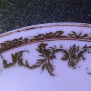 Une paire de tasses et soucoupes en porcelaine de Chine famille rose, Yongzheng — photo 12