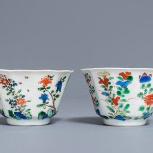 Une paire de tasses et soucoupes en porcelaine de Chine famille verte, Kangxi — photo 5