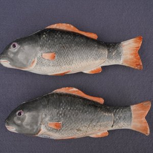 Une paire de terrines couvertes en forme de poissons en porcelaine de Chine, Qianlong — photo 30