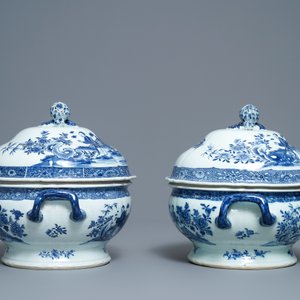 Une paire de terrines couvertes en porcelaine de Chine en bleu et blanc, Qianlong — photo 4