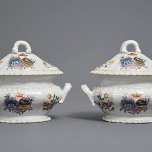 Une paire de terrines en porcelaine de Chine famille rose pour le marché hollandais, blasons de Nauta Beuckens et Swalue, Qianlong — photo 7