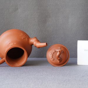Une paire de théières couvertes en grès de Yixing, Kangxi — photo 11