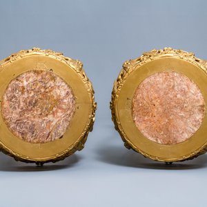 Une paire de très grands vases en porcelaine dans le style de Sèvres aux montures en bronze doré, signés Desprez, France, 19ème — photo 21
