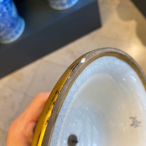 Une paire de très grands vases en porcelaine dans le style de Sèvres aux montures en bronze doré, signés Desprez, France, 19ème — photo 31