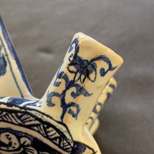 Une paire de tulipières en faïence dans le style de Delft en bleu et blanc, Samson, France, 19ème — photo 11