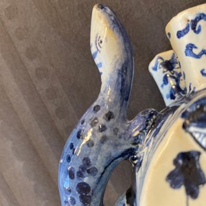 Une paire de tulipières en faïence dans le style de Delft en bleu et blanc, Samson, France, 19ème — photo 15