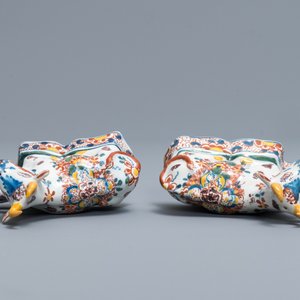 Une paire de vaches en faïence polychrome de Delft, 18ème — photo 7