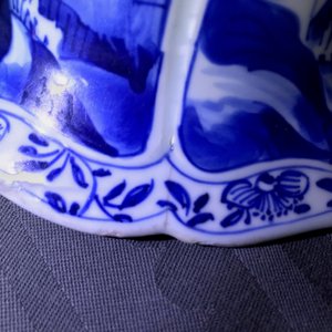 Une paire de vases couverts en porcelaine de Chine bleu et blanc, Kangxi — photo 19