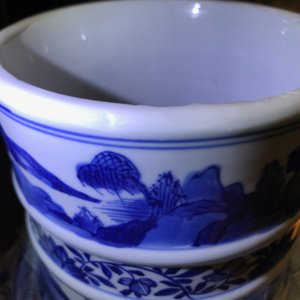 Une paire de vases couverts en porcelaine de Chine bleu et blanc, Kangxi — photo 32