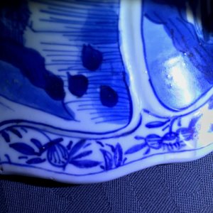 Une paire de vases couverts en porcelaine de Chine bleu et blanc, Kangxi — photo 7