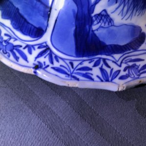 Une paire de vases couverts en porcelaine de Chine bleu et blanc, Kangxi — photo 9