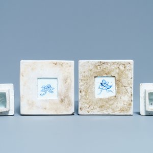 Une paire de vases couverts en porcelaine de Chine en bleu et blanc, Kangxi — photo 6