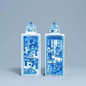 Une paire de vases couverts en porcelaine de Chine en bleu et blanc, Kangxi — photo 2