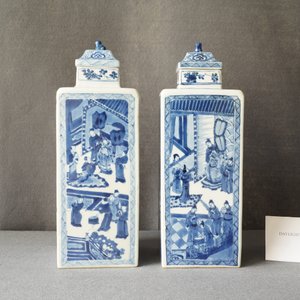 Une paire de vases couverts en porcelaine de Chine en bleu et blanc, Kangxi — photo 37