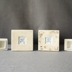 Une paire de vases couverts en porcelaine de Chine en bleu et blanc, Kangxi — photo 39