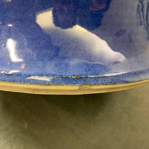 Une paire de vases couverts en porcelaine de Chine famille rose, marque de Kangxi, 19ème — photo 11