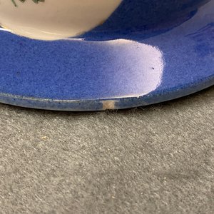 Une paire de vases couverts en porcelaine de Chine famille rose, marque de Kangxi, 19ème — photo 7