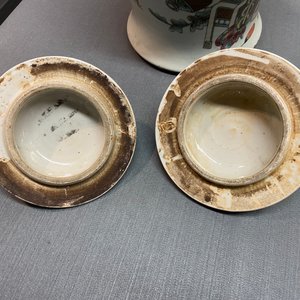 Une paire de vases couverts en porcelaine de Chine qianjiang cai, 19/20ème — photo 19