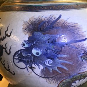 Une paire de vases de forme bouteille en porcelaine de Chine doucai, marque de Qianlong, 19ème — photo 38