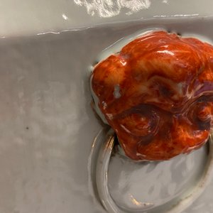Une paire de vases de forme carrée en porcelaine de Chine famille rose, 19/20ème — photo 8