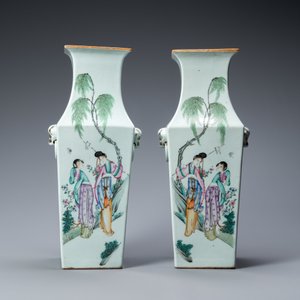 Une paire de vases de forme carrée en porcelaine de Chine qianjiang cai, 19/20ème — photo 3