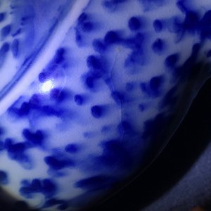 Une paire de vases de forme gourde 'moonflask' en porcelaine de Chine bleu et blanc, 19ème — photo 13