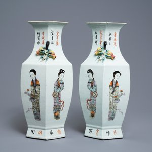 Une paire de vases de forme hexagonale en porcelaine de Chine qianjiang cai, 19/20ème — photo 2