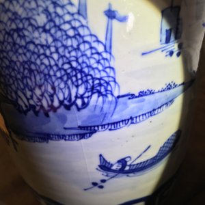 Une paire de vases de forme rouleau en porcelaine de Chine bleu et blanc, 19ème — photo 11