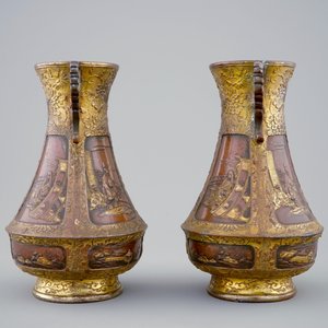 Une paire de vases en bronze partiellement doré, Japon, Meiji, 19ème — photo 4