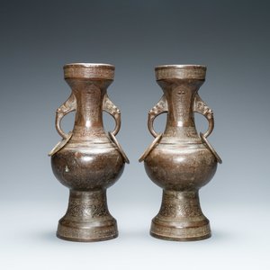 Une paire de vases en bronze, Yuan — photo 3