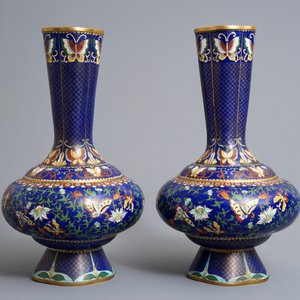 Une paire de vases en émaux cloisonnés, Chine, vers 1900 — photo 3