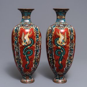 Une paire de vases en émaux cloisonnés, Japon, Meiji, 19ème — photo 4