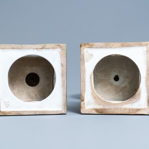Une paire de vases en porcelaine dans le style de Sèvres, prob. Samson, Paris, 19ème — photo 6