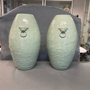 Une paire de vases en porcelaine de Chine céladon monochrome, marque de Qianlong, 19ème — photo 8