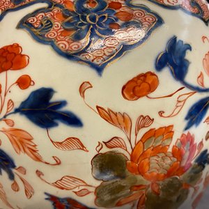 Une paire de vases en porcelaine de Chine de style Imari, Kangxi — photo 15
