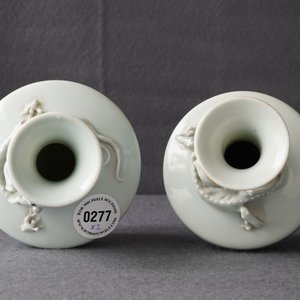 Une paire de vases en porcelaine de Chine de style ru, marque de Yongle, 19ème — photo 13